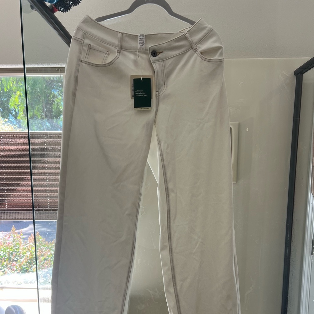 HALARA Low Rise asymmetrical Cream Jeans - Picture 2 of 5